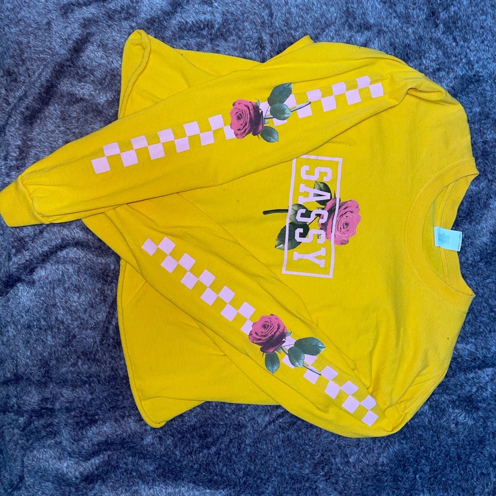 Long sleeve crop top